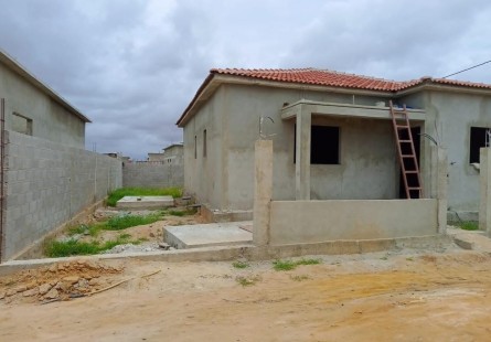 Comprar Vivenda T3 em condomínio Infinity Gold Camama